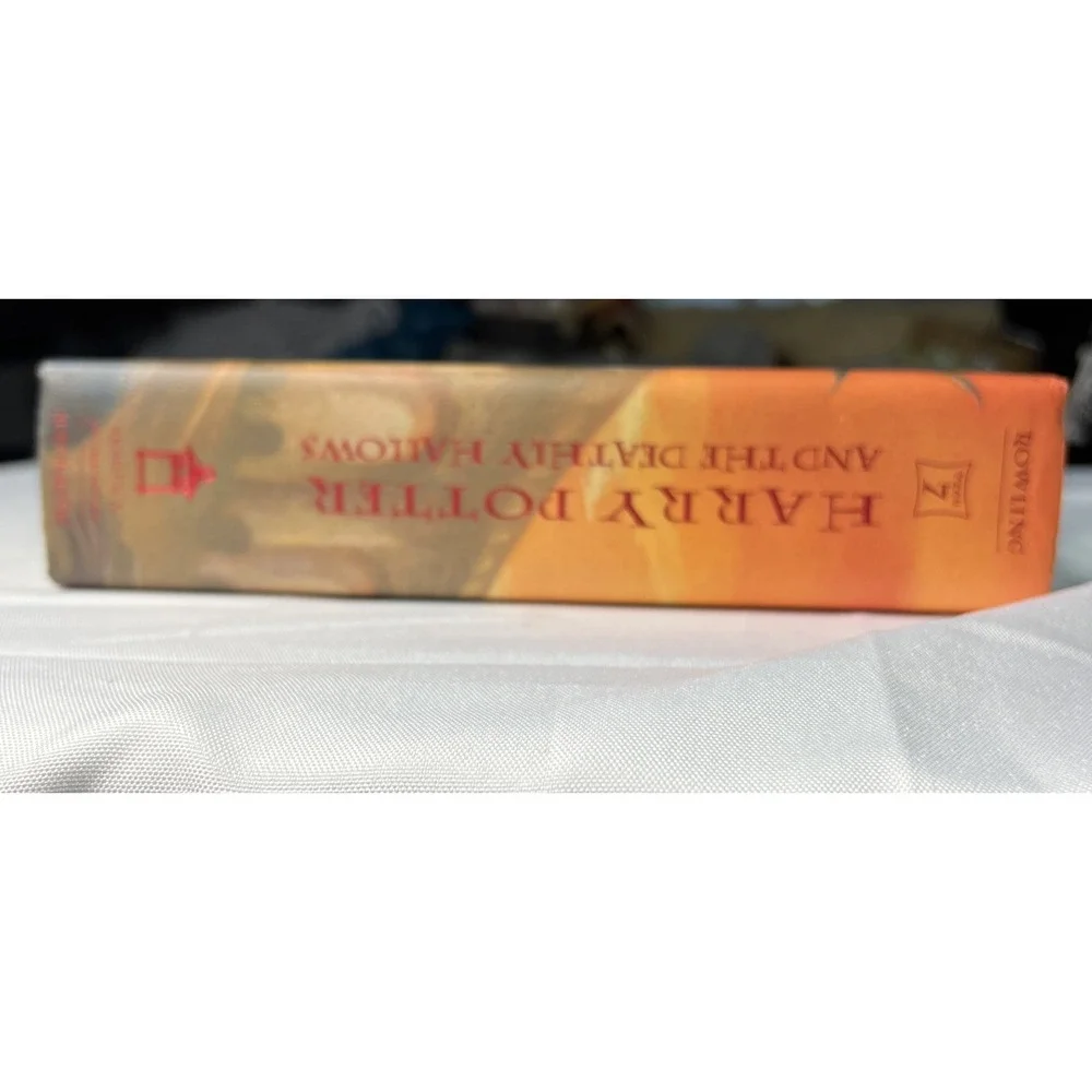 Harry Potter and The Deathly Hallows July 2007 First Edition Hardcover with DJ